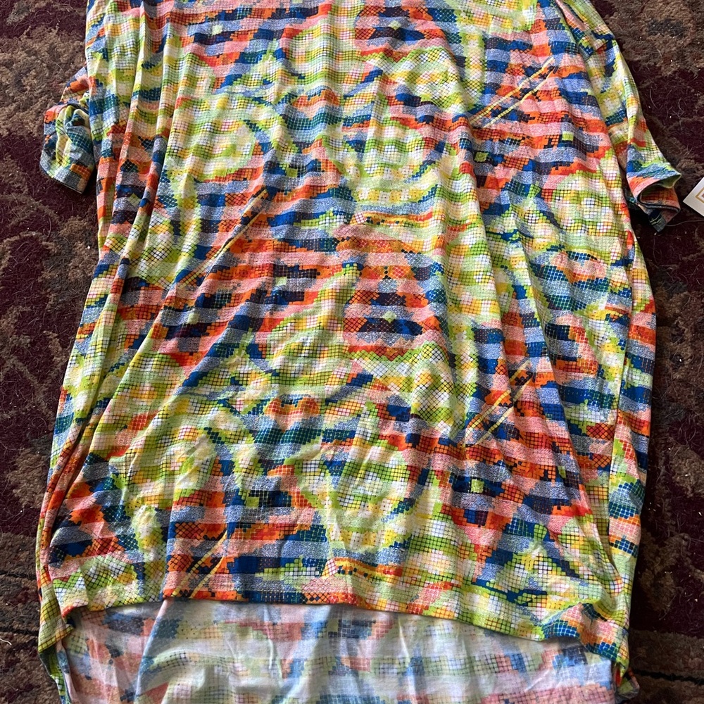 LuLaRoe Irma Top Size Large